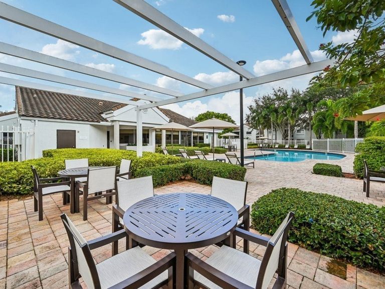 Legacy at Palm Aire apartments in Pompano Beach, FL – photo 12