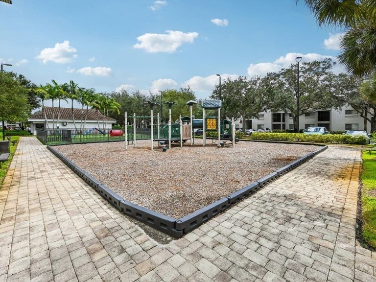 Legacy at Palm Aire apartments in Pompano Beach, FL – photo 18