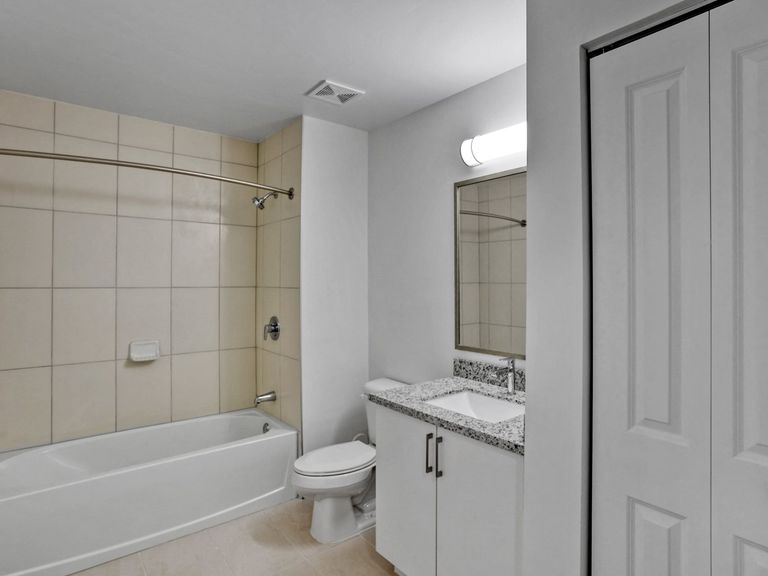 Legacy at Tamarac apartments in Tamarac, FL – photo 15