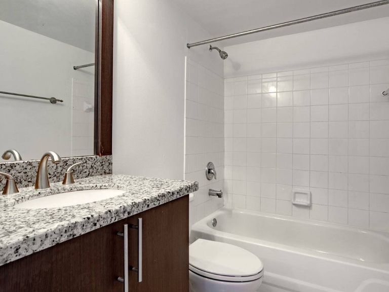 Legacy Lakeview apartments in North Lauderdale, FL – photo 20