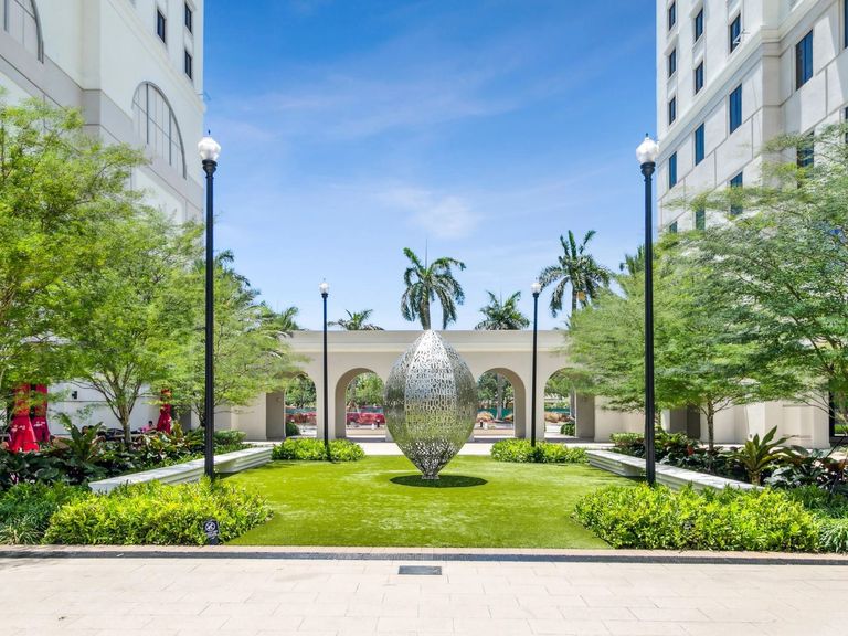 Life Time Living at Gables Station apartments in Coral Gables, FL – photo 35