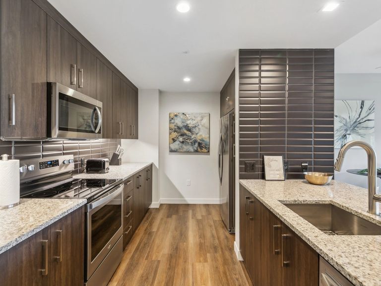 Life Time Living at Gables Station apartments in Coral Gables, FL – photo 7