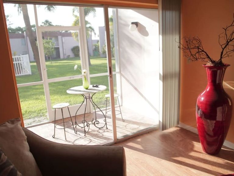 Lime Tree Associates LLC apartments in Deerfield Beach, FL – photo 10