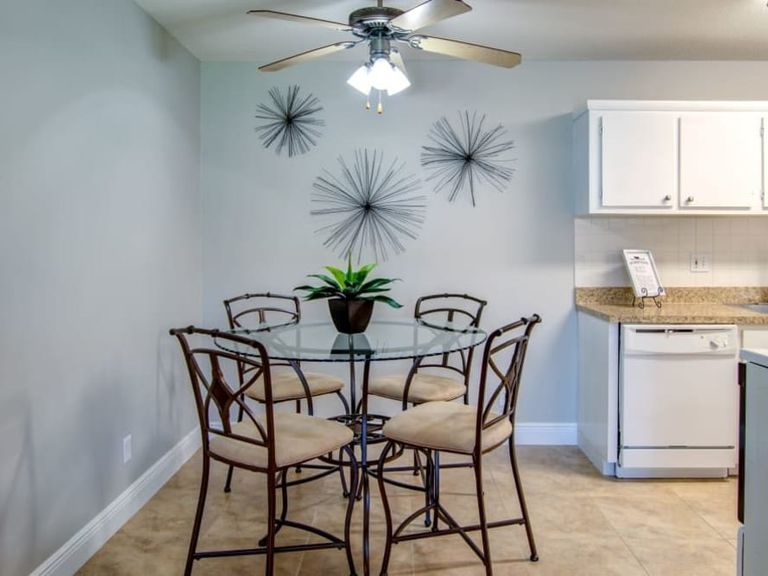 Lime Tree Associates LLC apartments in Deerfield Beach, FL – photo 14