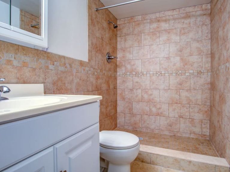 Lime Tree Associates LLC apartments in Deerfield Beach, FL – photo 17