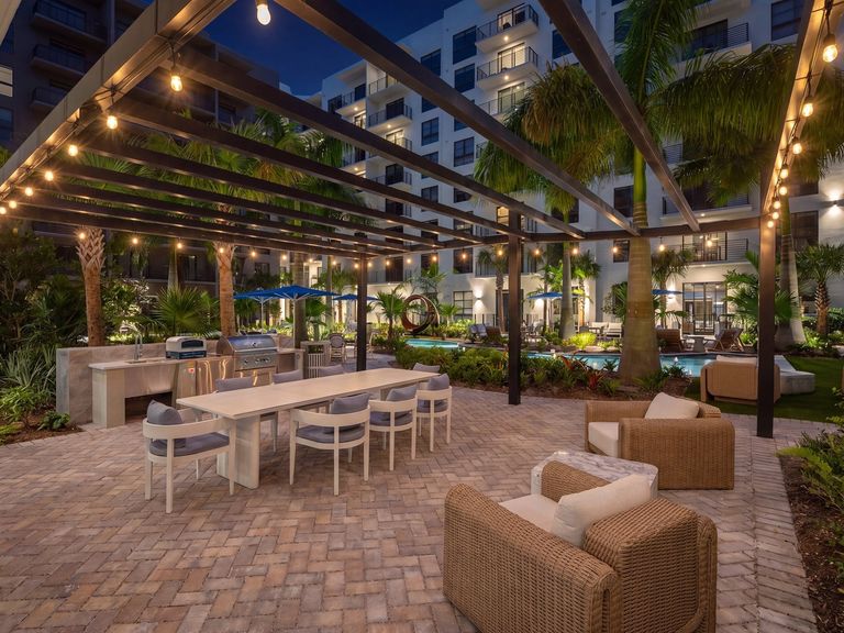 Manor Biscayne apartments in North Miami, FL – photo 29