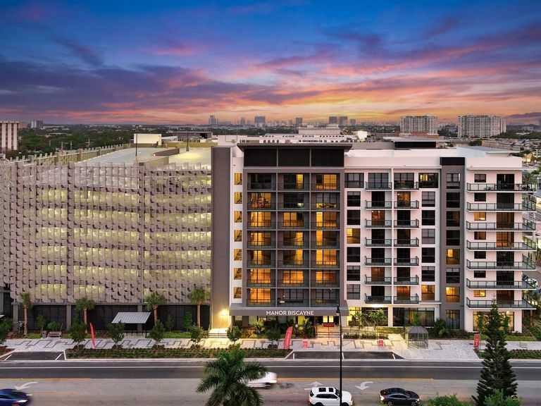 Manor Biscayne apartments in North Miami, FL – photo 49