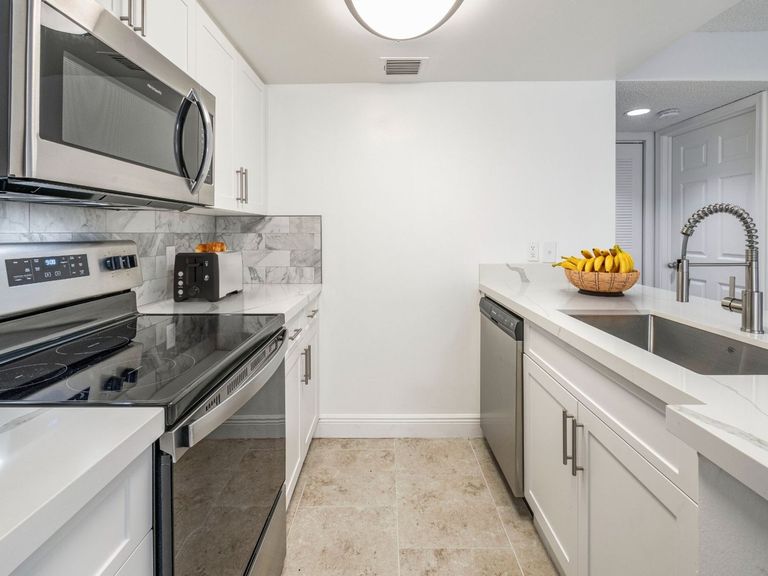 Mar Lago apartments in Plantation, FL – photo 33