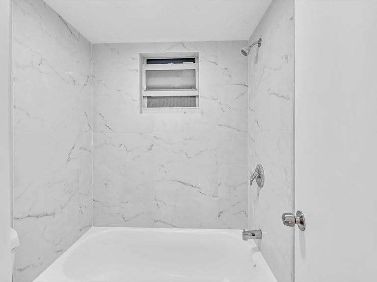 Marina View apartments in North Miami Beach, FL – photo 11