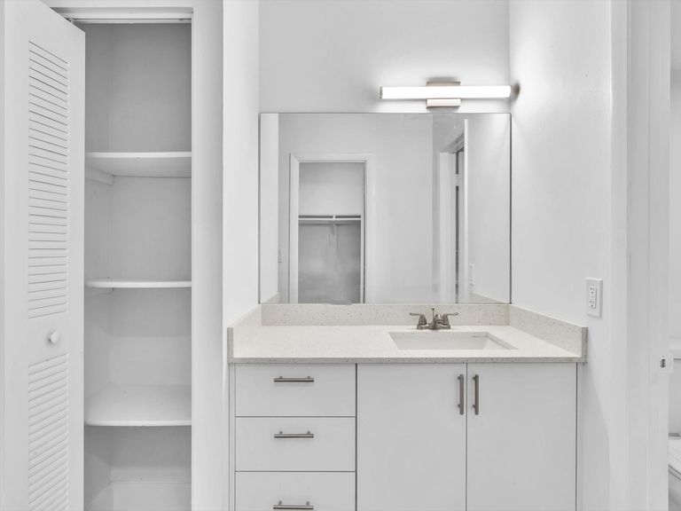 Marina View apartments in North Miami Beach, FL – photo 12
