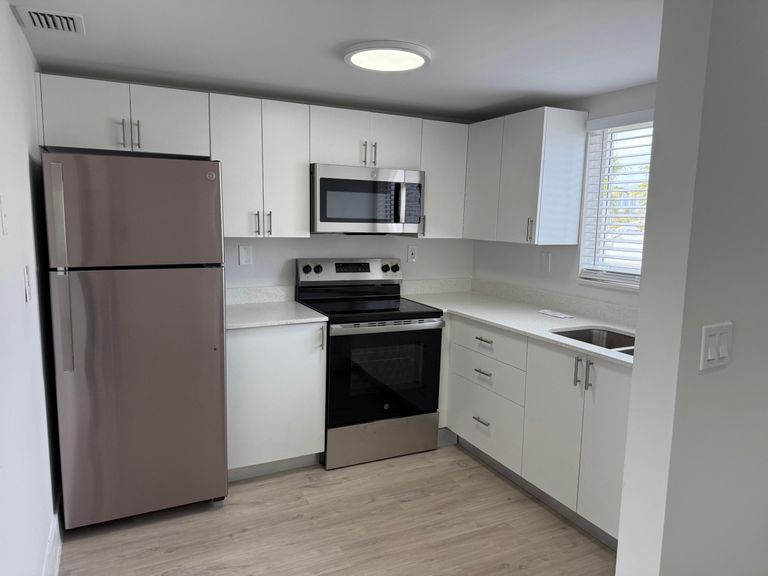 Marina View apartments in North Miami Beach, FL – photo 13