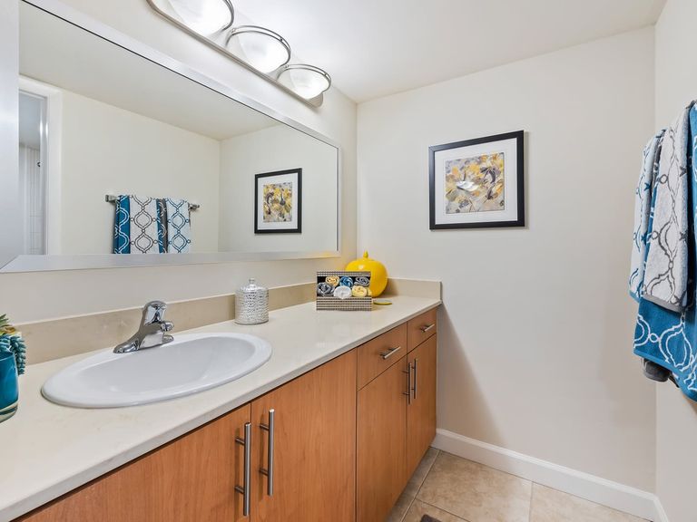 Meadow Walk Apartments apartments in Miami Lakes, FL – photo 14