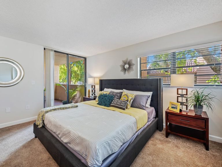 Meadow Walk Apartments apartments in Miami Lakes, FL – photo 9