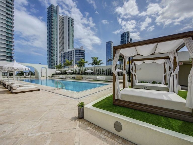 Metro Edgewater apartments in Miami, FL – photo 19