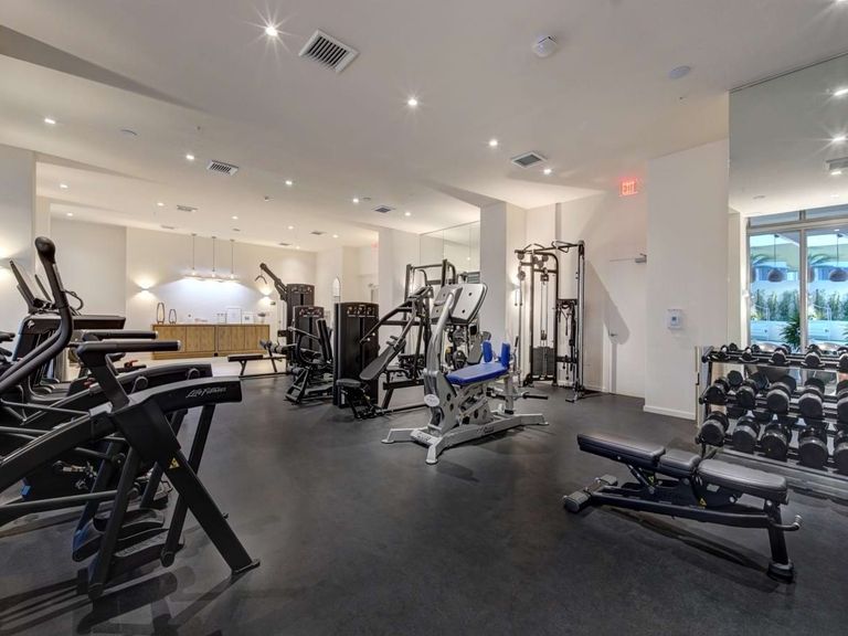 Metro Edgewater apartments in Miami, FL – photo 24