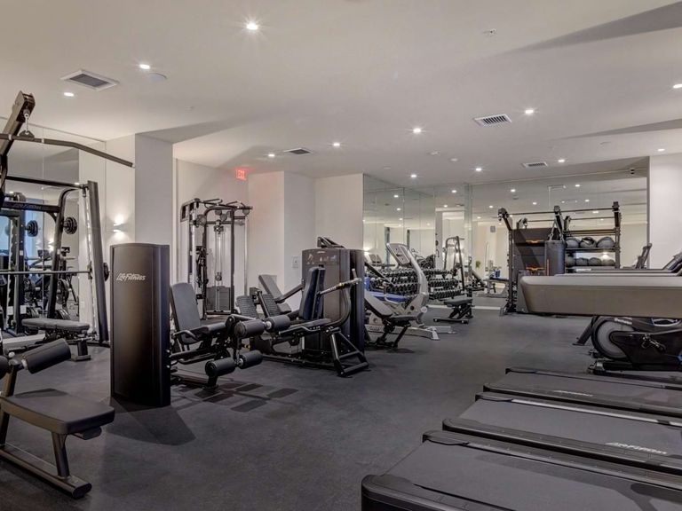 Metro Edgewater apartments in Miami, FL – photo 25