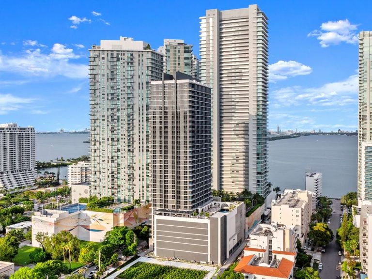 Metro Edgewater apartments in Miami, FL – photo 35