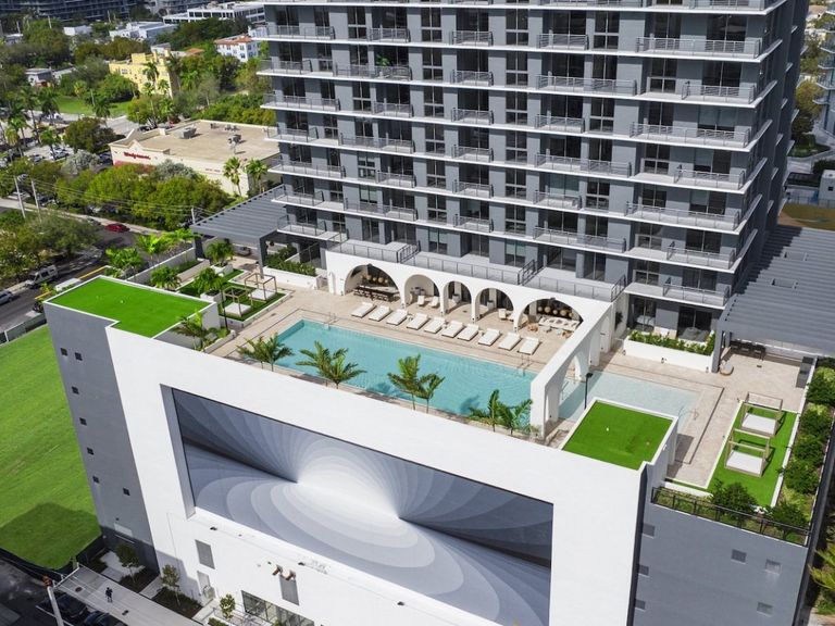Metro Edgewater apartments in Miami, FL – photo 37