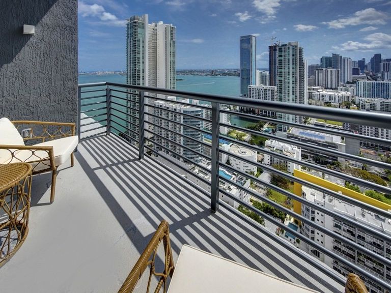 Metro Edgewater apartments in Miami, FL – photo 43