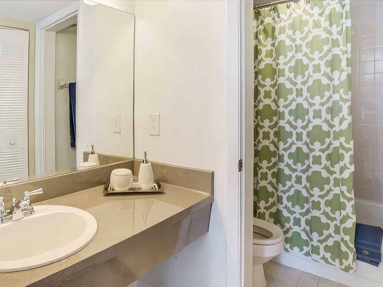 Midora at Woodmont apartments in Tamarac, FL – photo 11