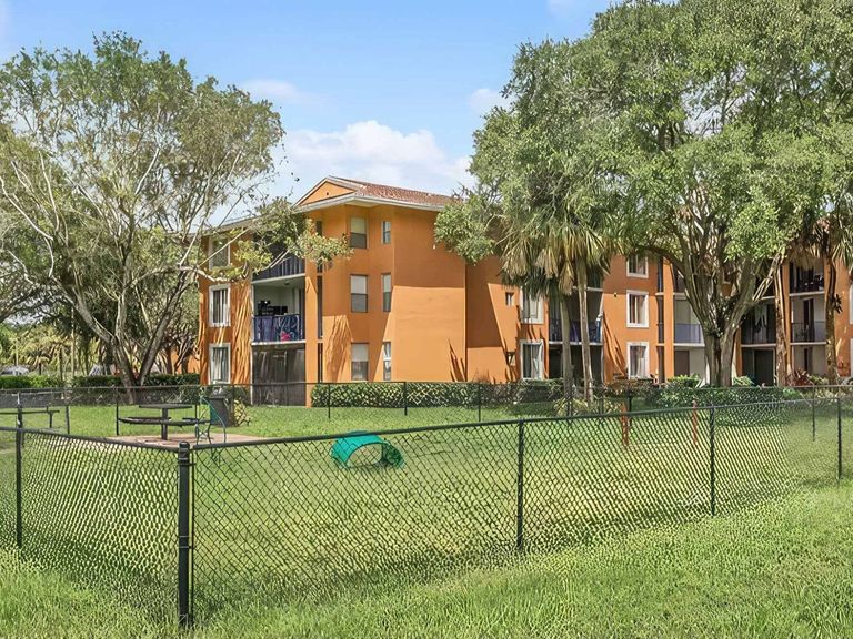 Midora at Woodmont apartments in Tamarac, FL – photo 22