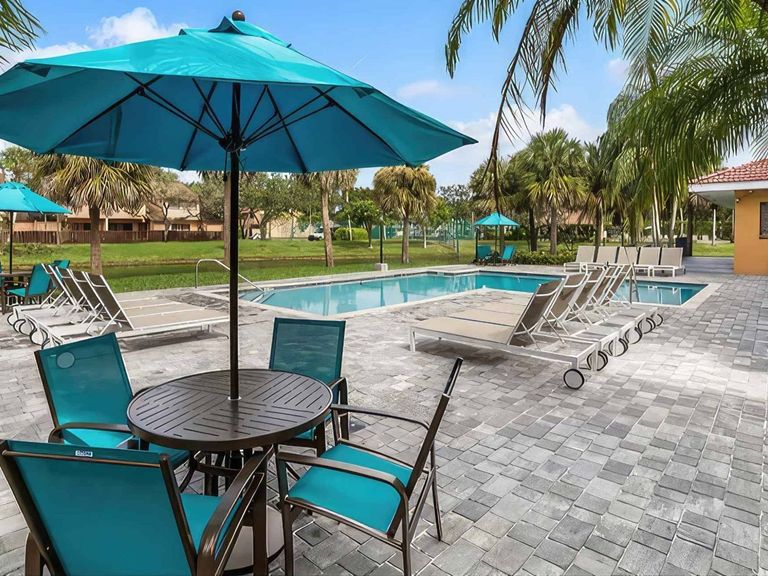 Midora at Woodmont apartments in Tamarac, FL – photo 23