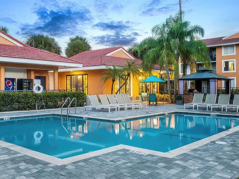 Midora at Woodmont apartments in Tamarac, FL – photo 8