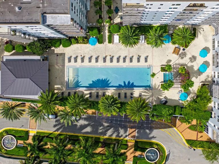 Midtown 24 apartments in Plantation, FL – photo 38