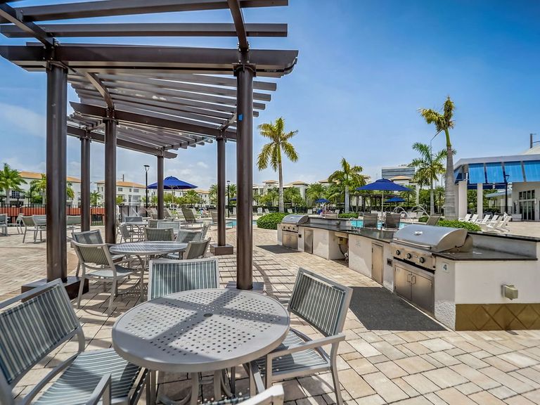 Midtown Aventura apartments in Aventura, FL – photo 57