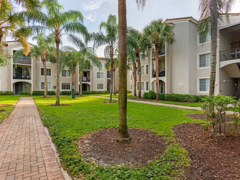 Miramar Lakes apartments in Miramar, FL – photo 52
