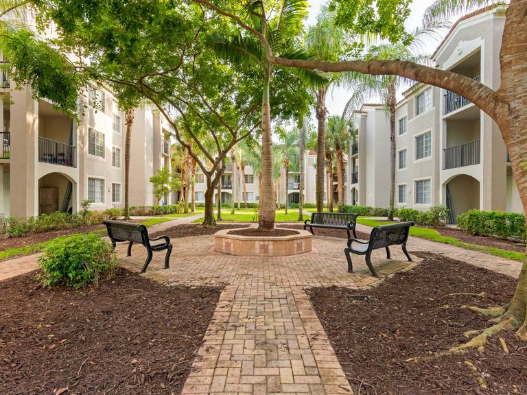 Miramar Lakes apartments in Miramar, FL – photo 58