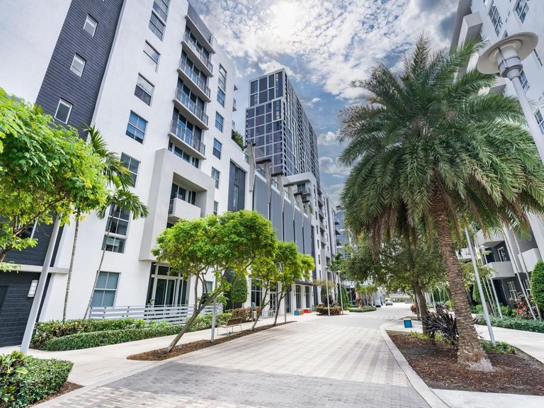 Modera Douglas Station apartments in Miami, FL – photo 42