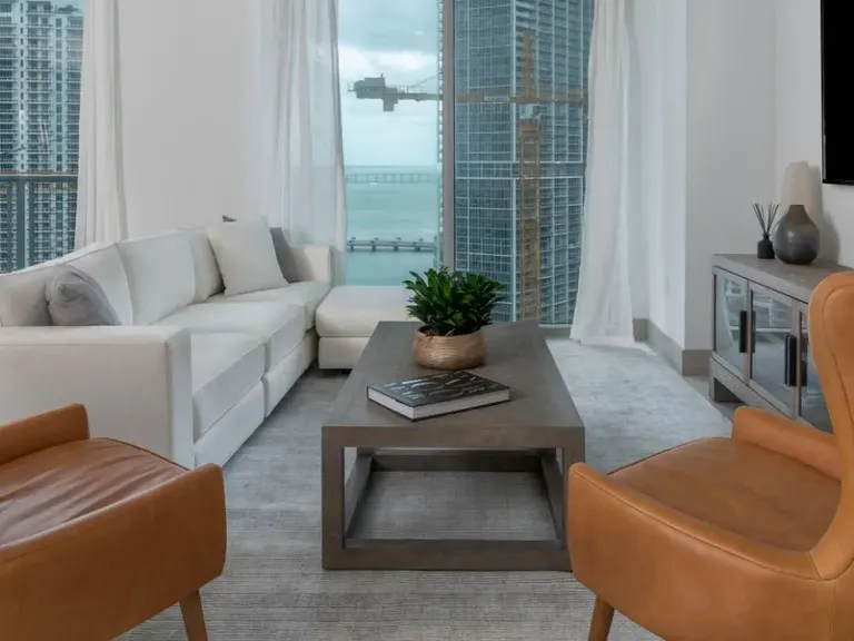 Muze at Met apartments in Miami, FL