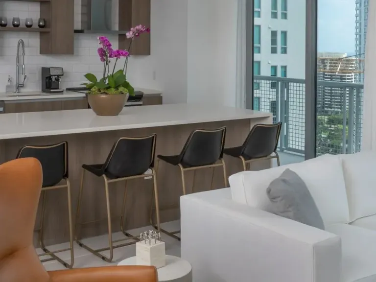 Muze at Met apartments in Miami, FL