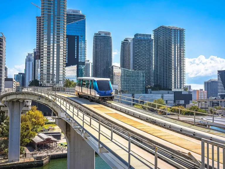 Muze at Met apartments in Miami, FL