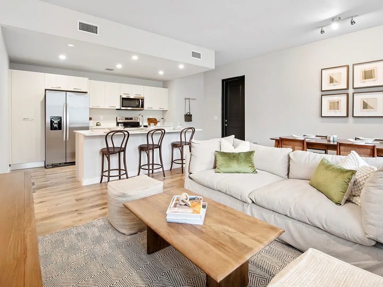 Natura Gardens apartments in Miami Lakes, FL – photo 20