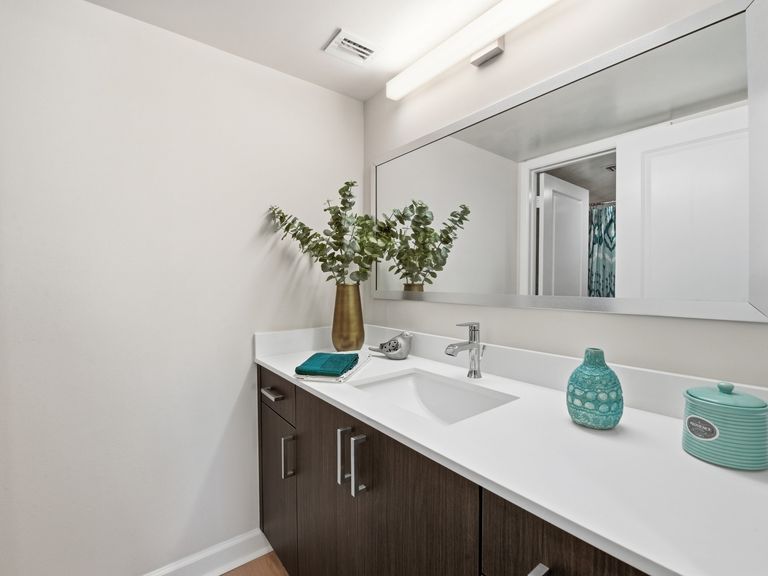 New Barn Apartments apartments in Miami Lakes, FL – photo 23
