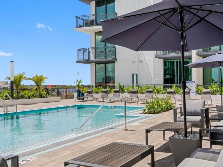 Nine Hollywood apartments in Hollywood, FL – photo 6