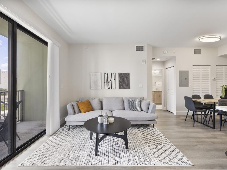 Northside Vistas apartments in Miami, FL – photo 13