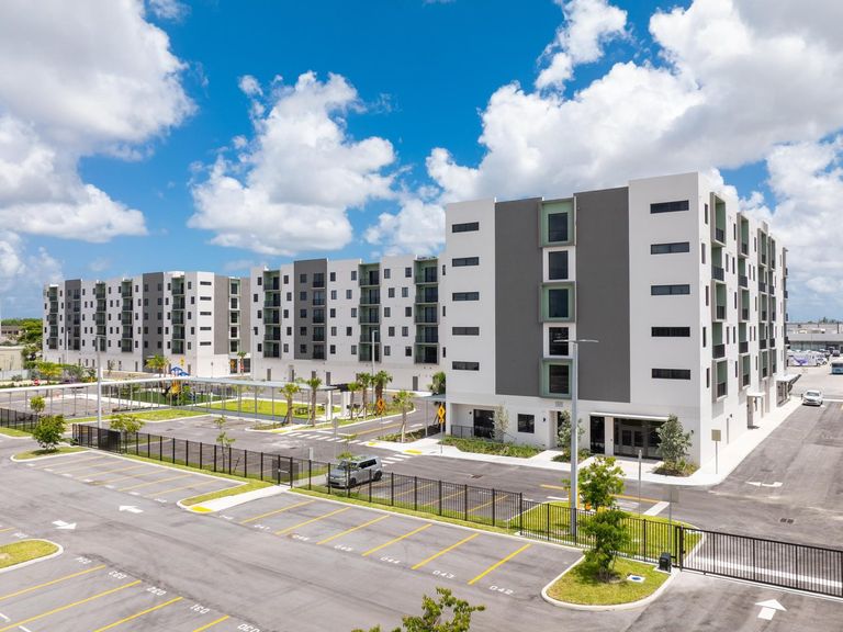 Northside Vistas apartments in Miami, FL – photo 35