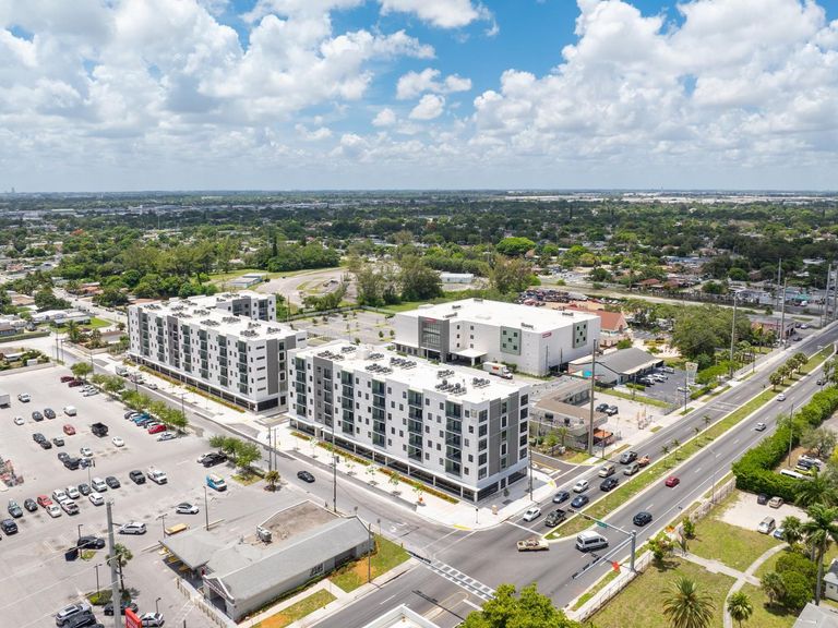 Northside Vistas apartments in Miami, FL – photo 36