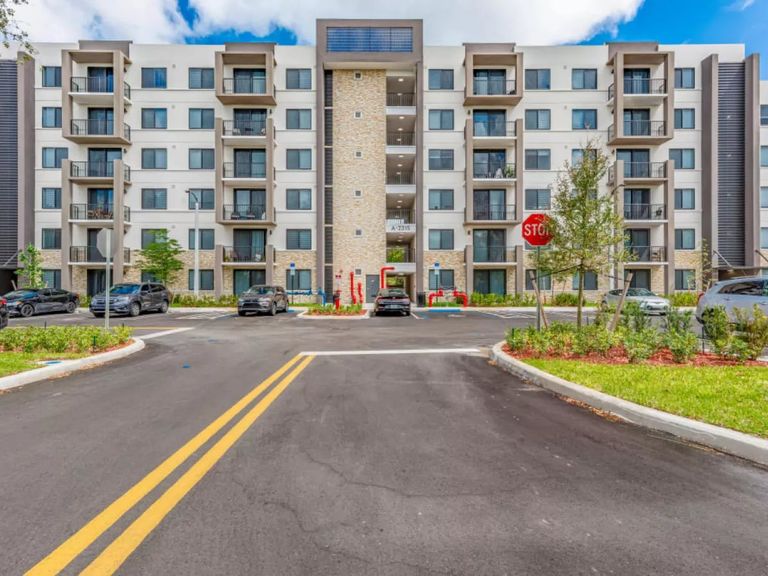 Oak Enclave apartments in Miami Gardens, FL – photo 56