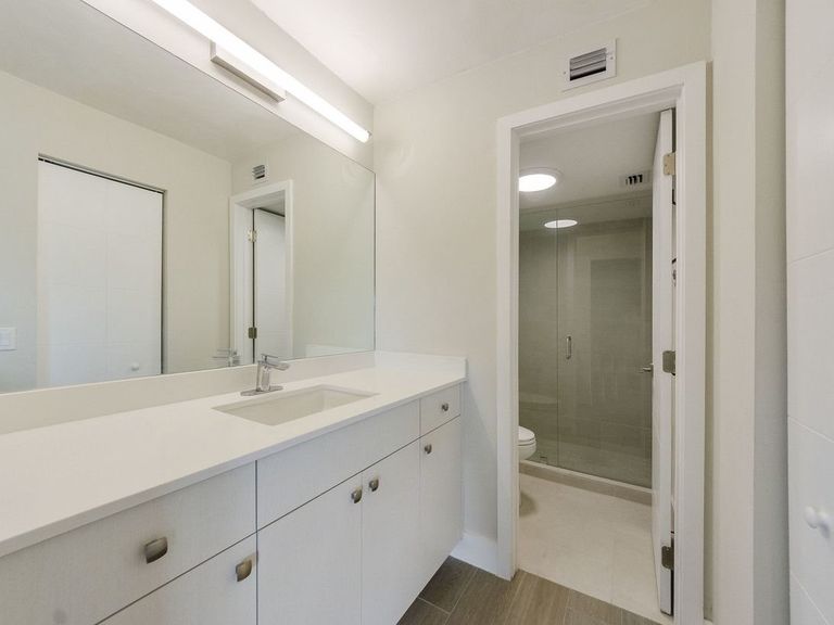 Orduna Court apartments in Coral Gables, FL – photo 10