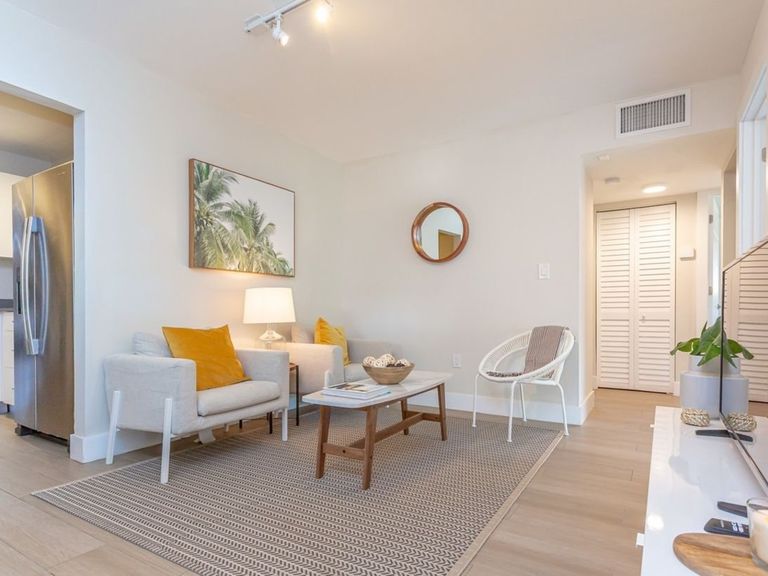 Orduna Court apartments in Coral Gables, FL – photo 11