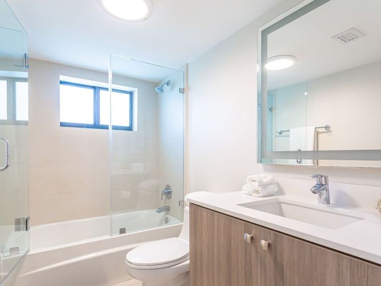 Orduna Court apartments in Coral Gables, FL – photo 17