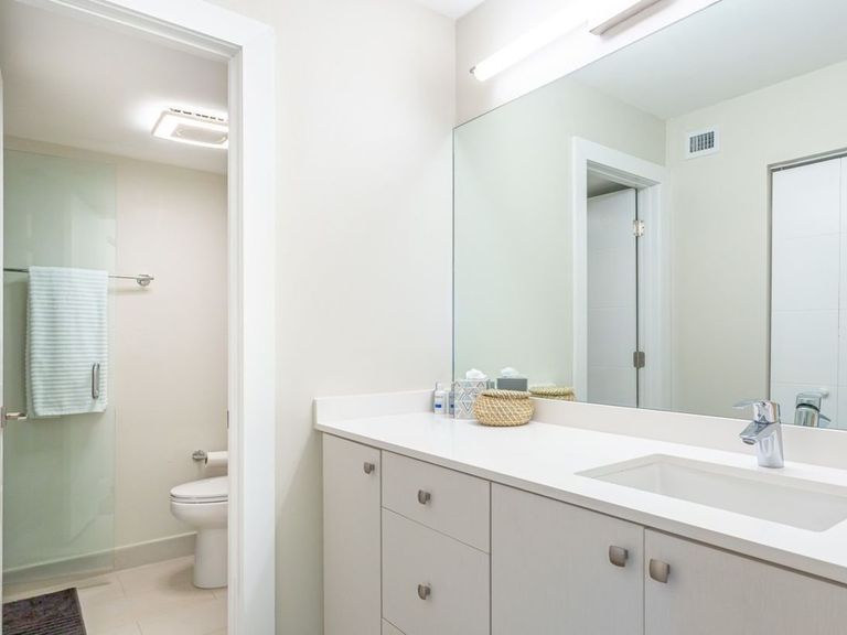 Orduna Court apartments in Coral Gables, FL – photo 18