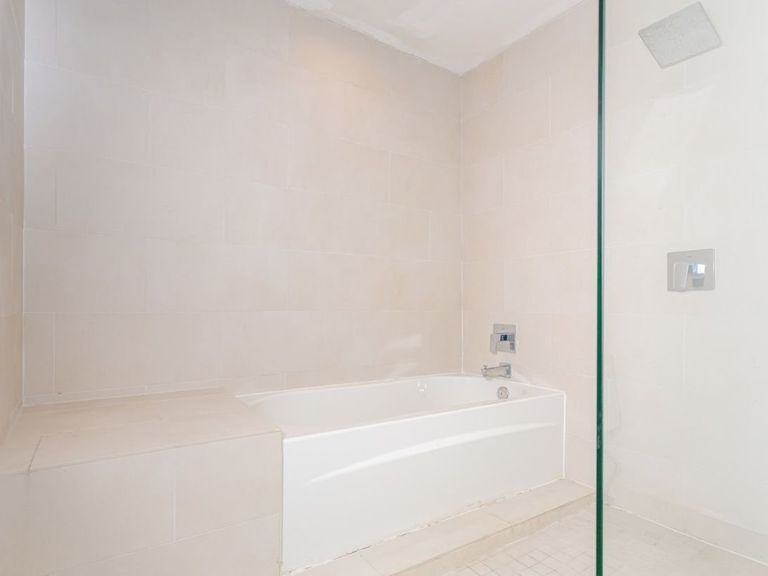 Orduna Court apartments in Coral Gables, FL – photo 27