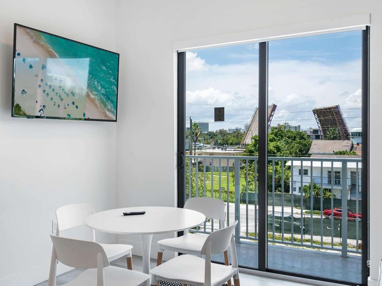 Otto Apartments apartments in Miami, FL – photo 8