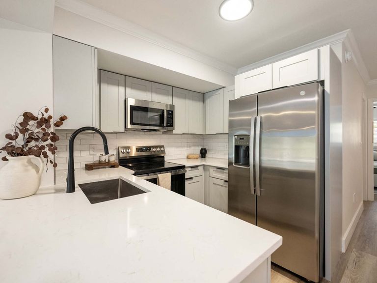 Palm Haven at Deer Creek apartments in Deerfield Beach, FL – photo 14