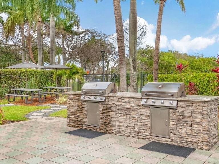 Palm Trace Landings Apartments apartments in Davie, FL – photo 64